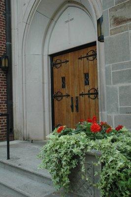 Sanctuary Door on Sycamore Street