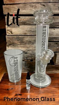 Phenomenon Glass Spinning Marble 9mm straight with matching Pint glass and lubricant dripper bottle