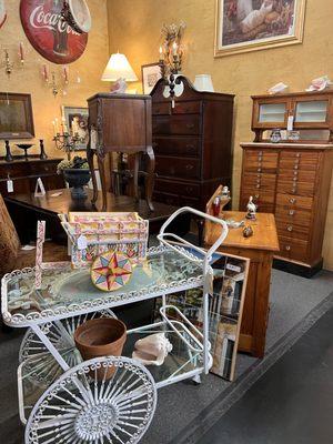 Eddie's Antiques