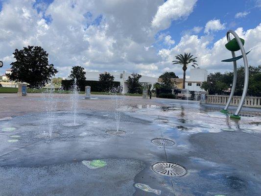 Splash pad