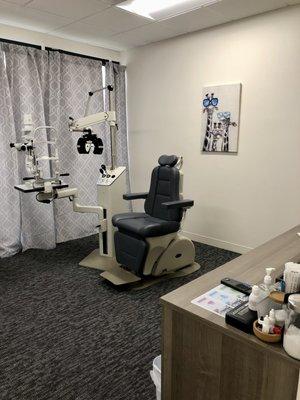 Dry eye exam in Birmingham, AL