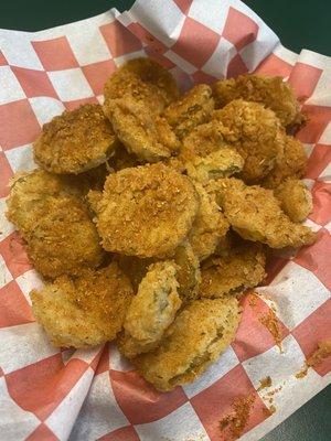 Spicy fried pickles