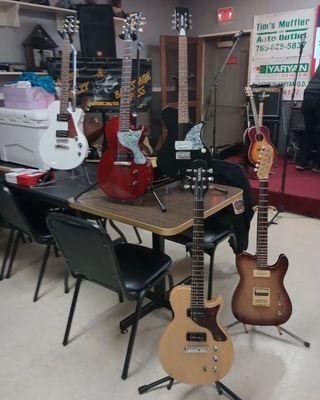 Garrie Woolery,'s guitars up for auction at fundraiser at VFW Post 571