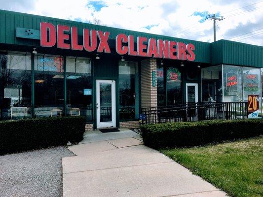 Delux Cleaners