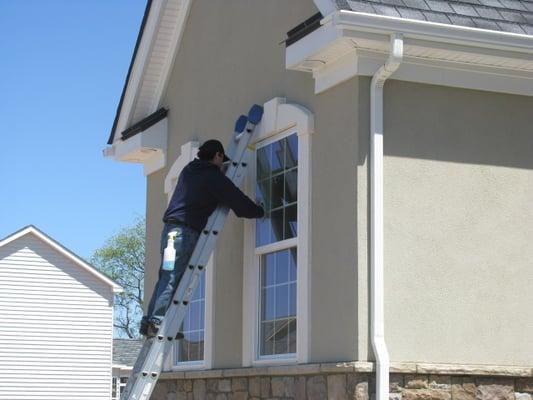 Commercial and Residential window cleaning service