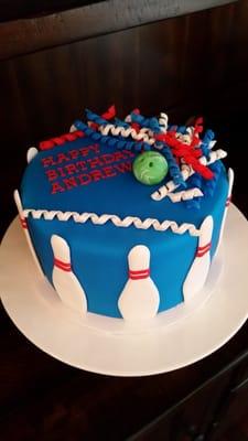 Bowling birthday cake