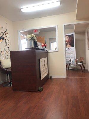 Royal Jasmin Skin Care And Lash Studio