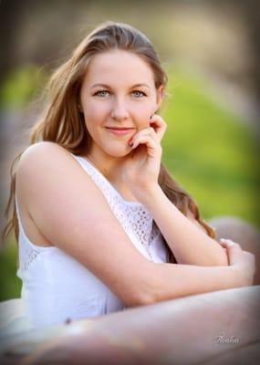 Call Avalon for Senior Portraits, 530-891-3442.