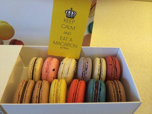 Keep calm and eat a macaron!