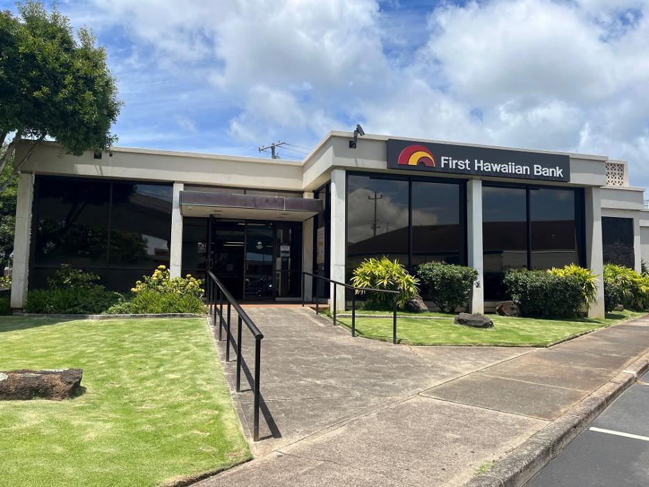 First Hawaiian Bank Pearl City Branch