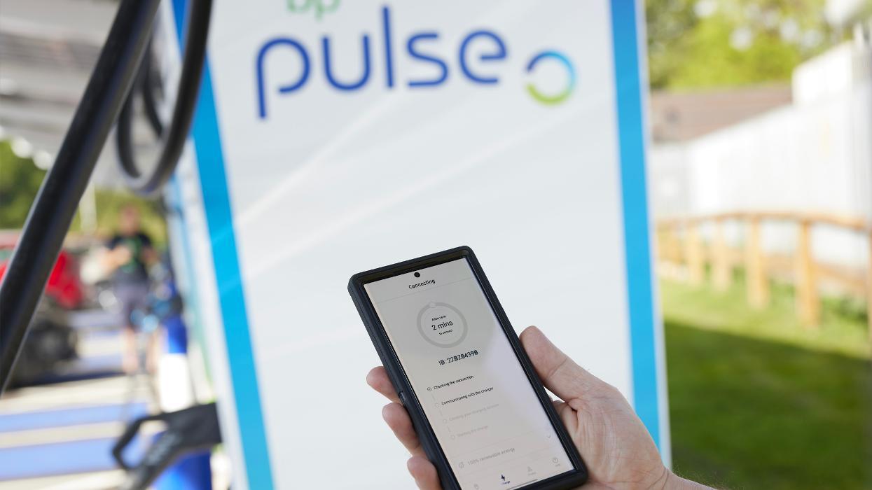 bp pulse Charging Station